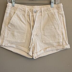 American Eagle Stretchy Cream Shorts
